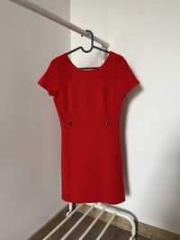 Czerwona sukienka reserved