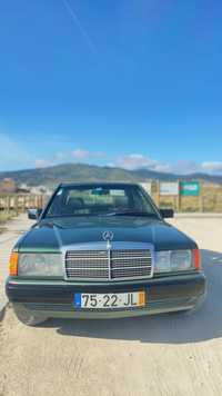 Mercedes-Benz 190 D Verde