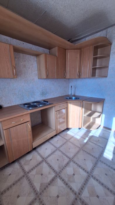 Продам кухню в хорошому стані.