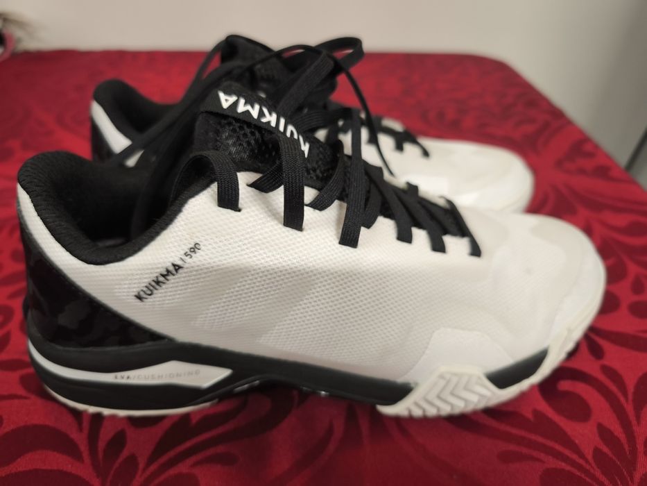 Sapatilhas Padel Decathlon Kuikma 39 como novas