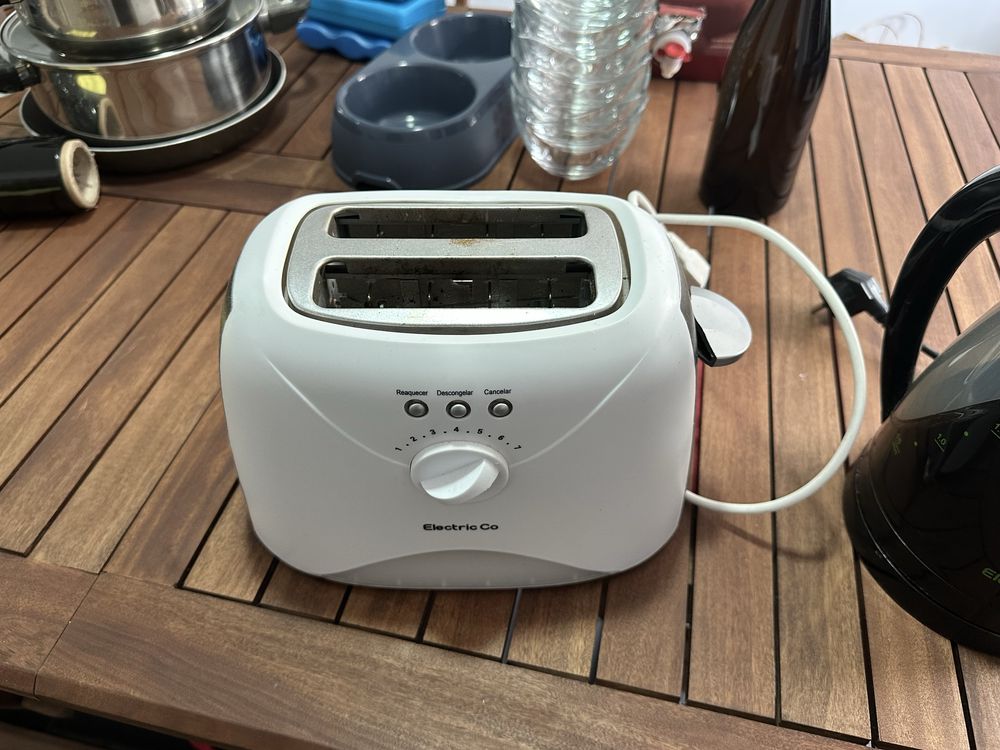 Cafeteira e torradeira