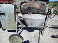 Betoniarka 150-200l sprawna z silnikiem