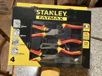 Alicates  isolados Stanley