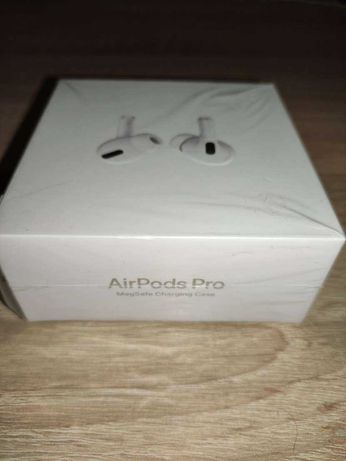 Продам оригінальні навушники AirPods Pro
