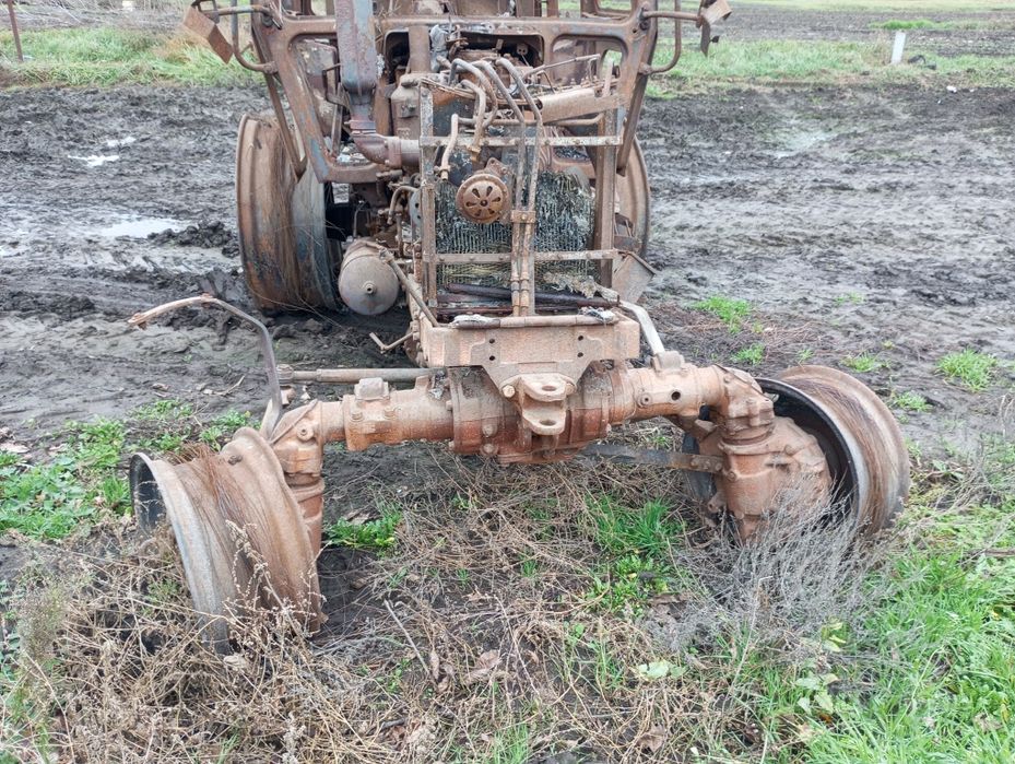 Продаю трактора в неробочому стані
