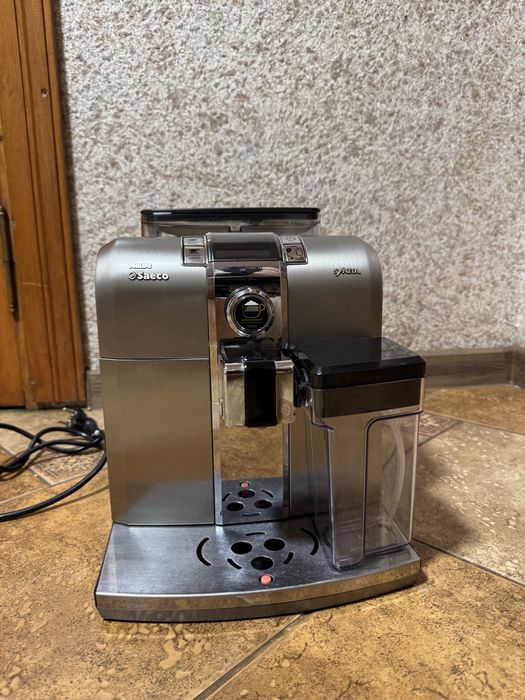 кавоварка saeco sintia