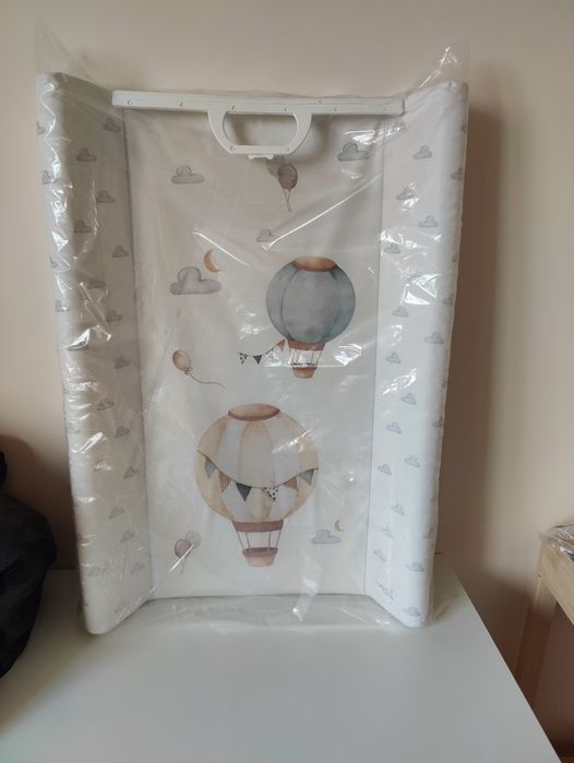 Przewijak usztywniany na komodę/łóżeczko