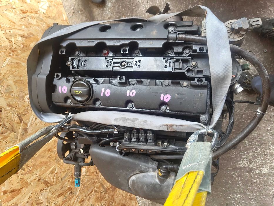 Citroen C4 C5 Xsara Peugeot 807  307 406 Silnik 2.0 16V EW10 RFN