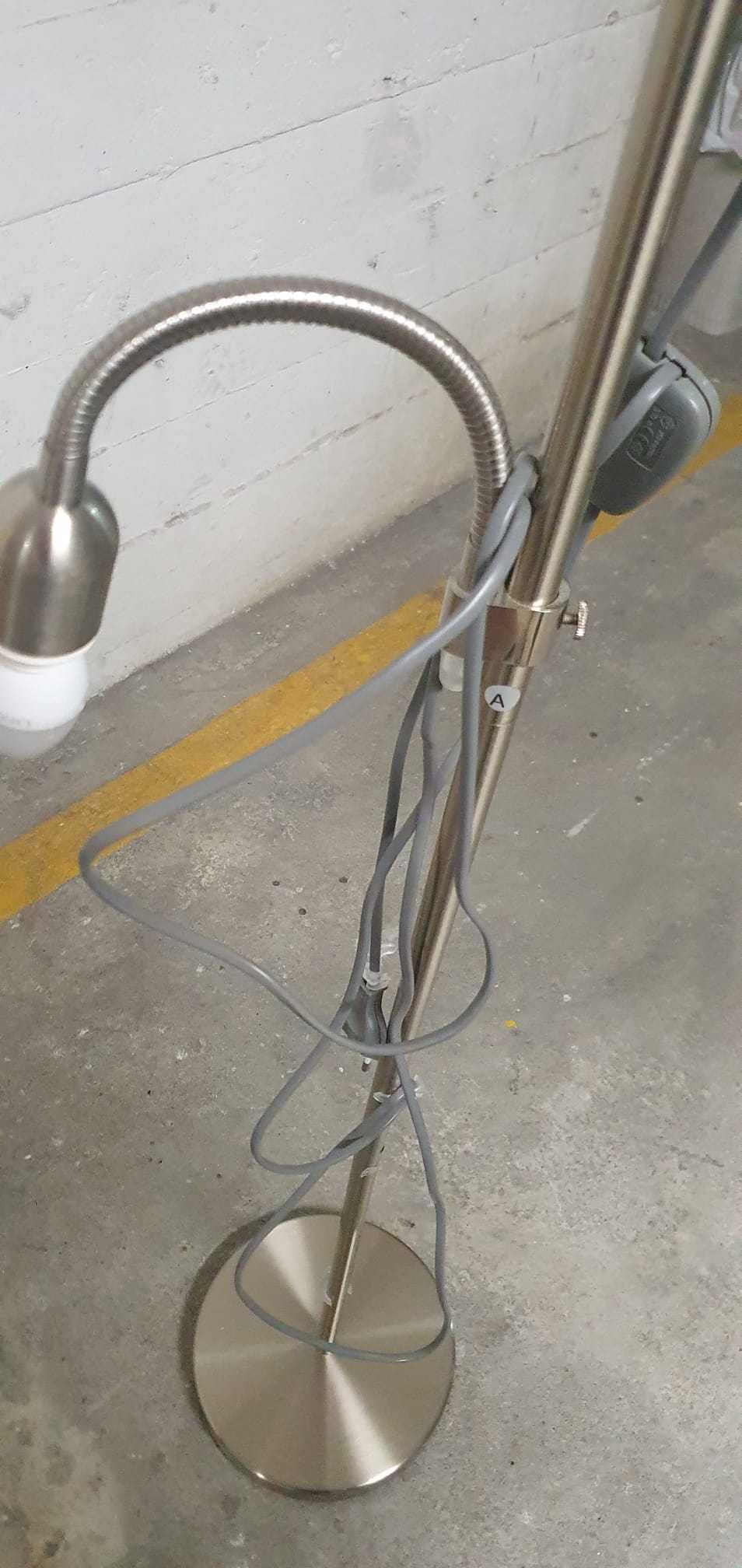 Candeeiro de Pé EGLO Up 2 – Aço, E27, com luz de leitura articulada