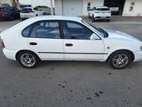 Toyota corolla 1.3
Gasolina e GPL
Vidros elétricos dianteiros e trase