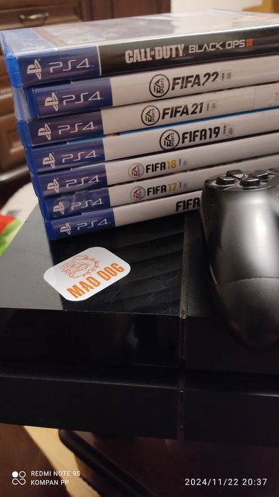 Playstation 4 fat z padem z lekka wadą