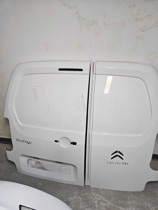 Portas citroen berlingo peugeot  partner  toyota proace e opel combo