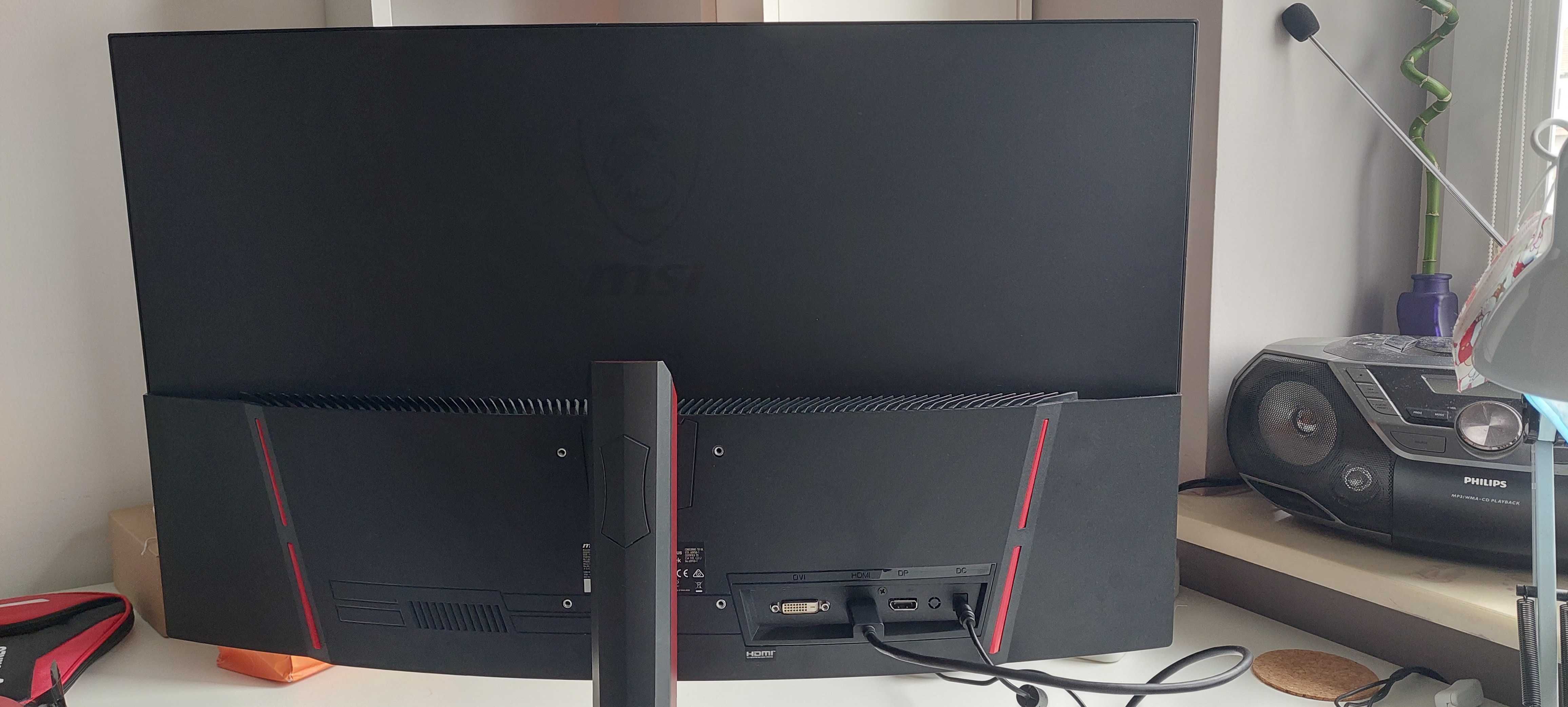 Monitor Msi "uszkodzona matryca"