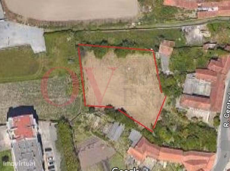 Terreno urbano para venda para construção em altura em S. Mamede de In