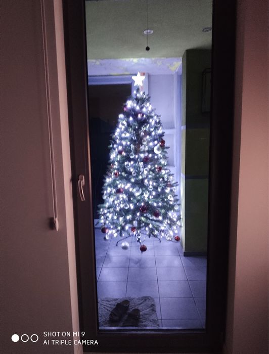 sztuczna choinka około 2m