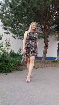 Платье нарядное леопардовый принт