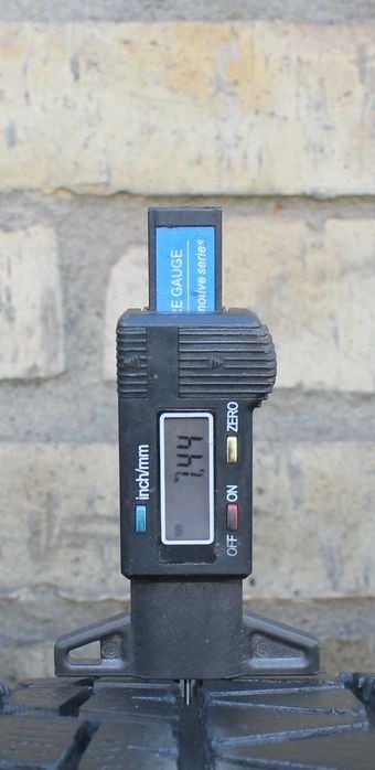 Зимові шини, зимова резина 225/60/R18 Bridgestone Blizzak, Japan