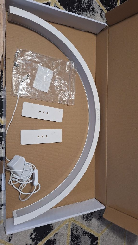 Lampa Afinia Wave