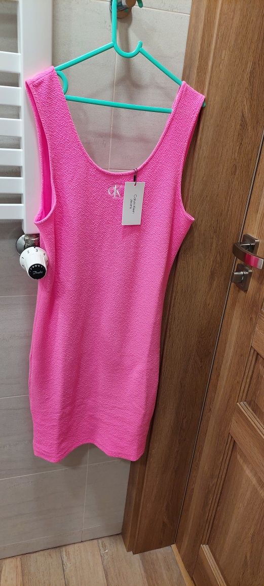Nowa sukienka Calvin Klein L