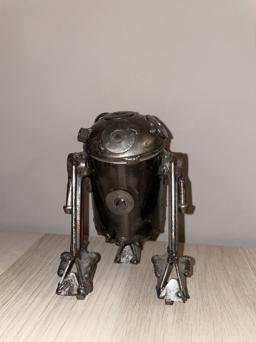 Figura de metal R2D2