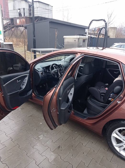 Автомобіль Hyundai j30