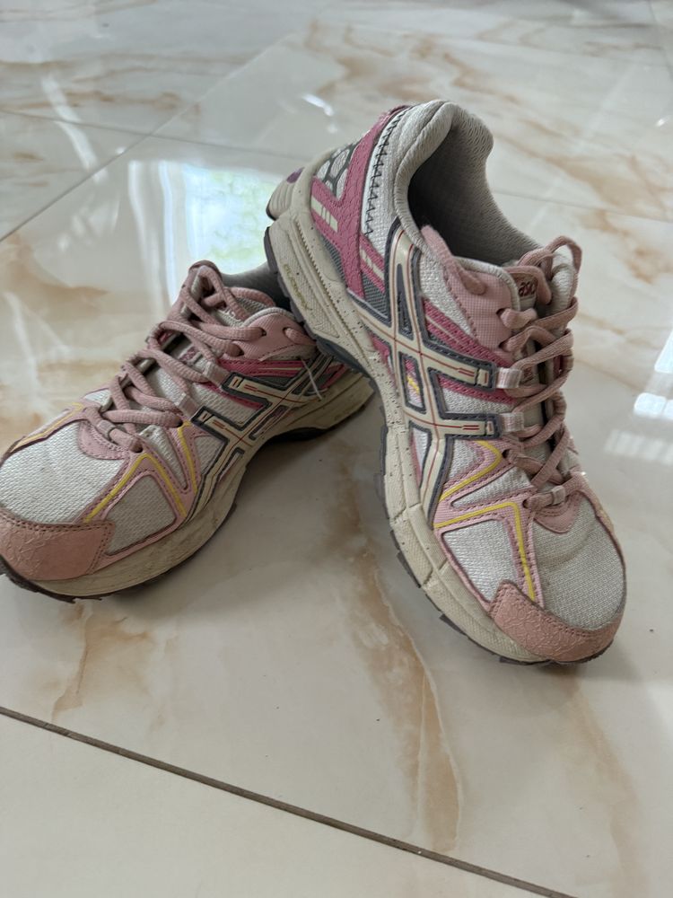Кросівки Asics 24,5 см