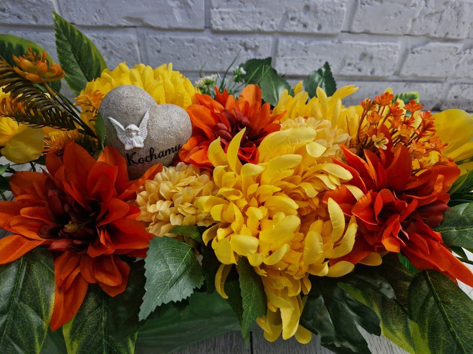 Wiązanka na cmentarz, całoroczna kompozycja