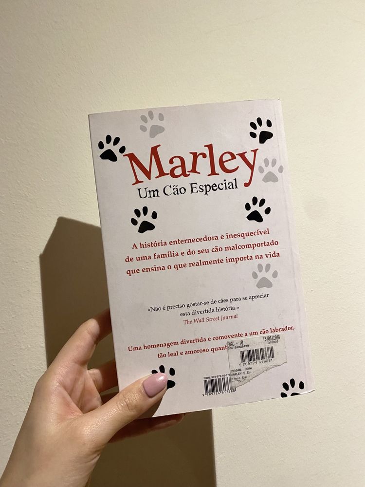 Livro Marley um cão especial