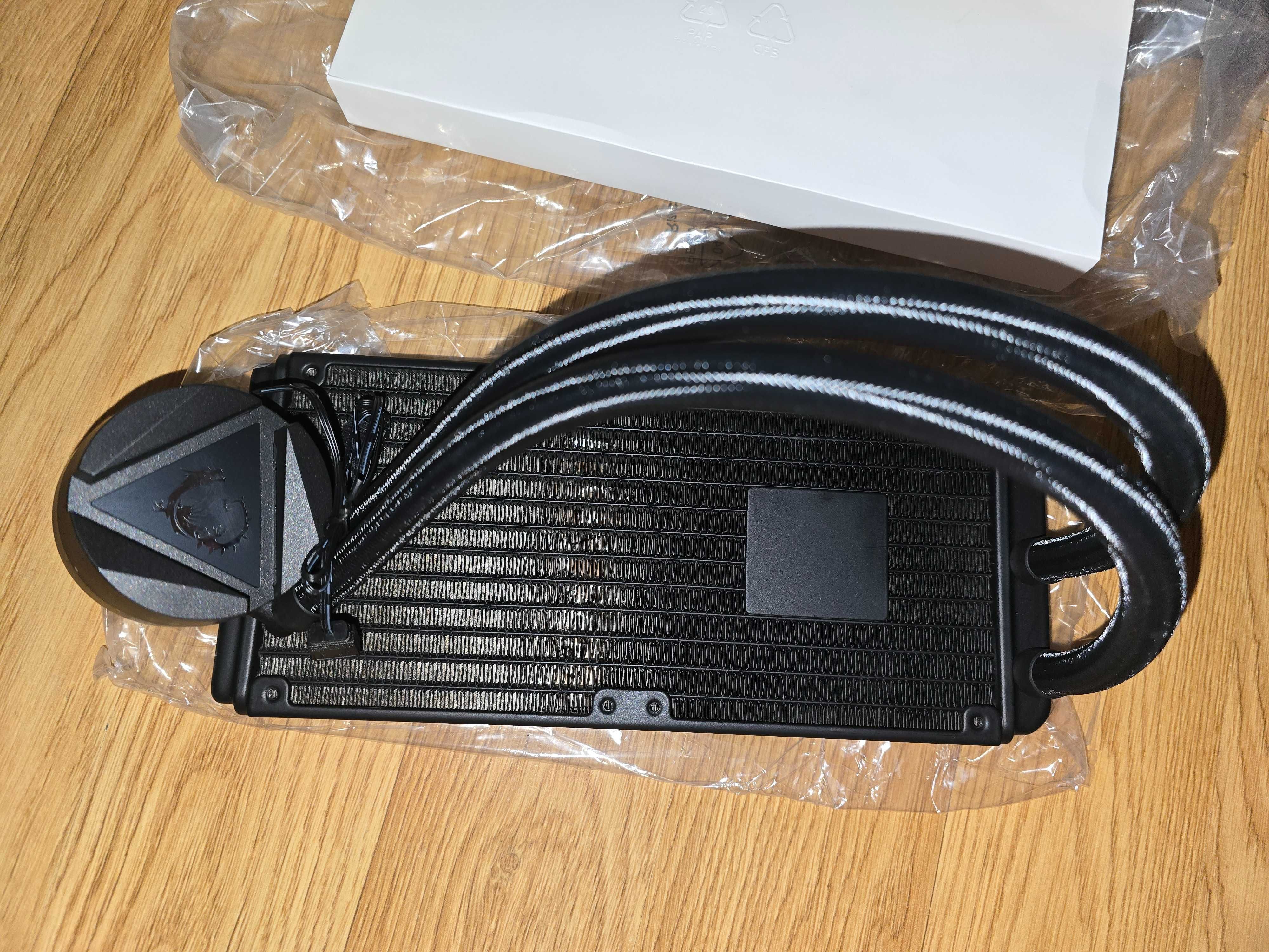 Chłodzenie wodne AIO MSI Mag Coreliquid 240R V2