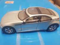 Chevrolet Volt Concept da Burago escala 1:32