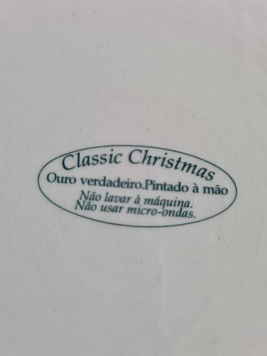 Serviço de jantar pintado a mão CLASSIC CHRITMAS  com 31 peças