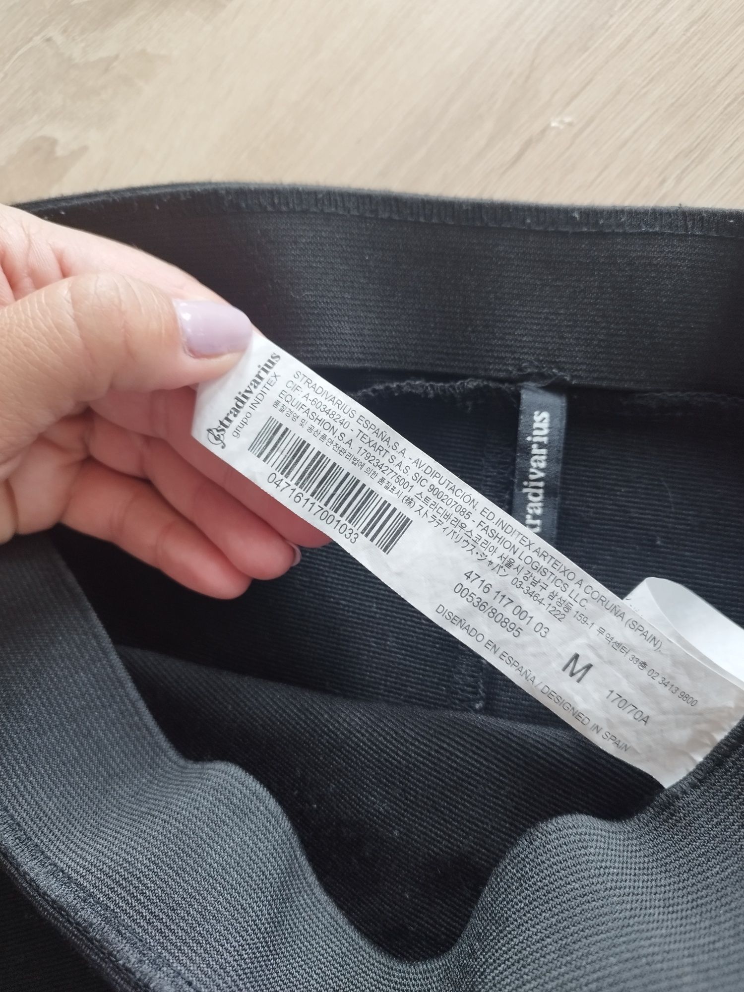 Spódniczka czarna mini M Stradivarius