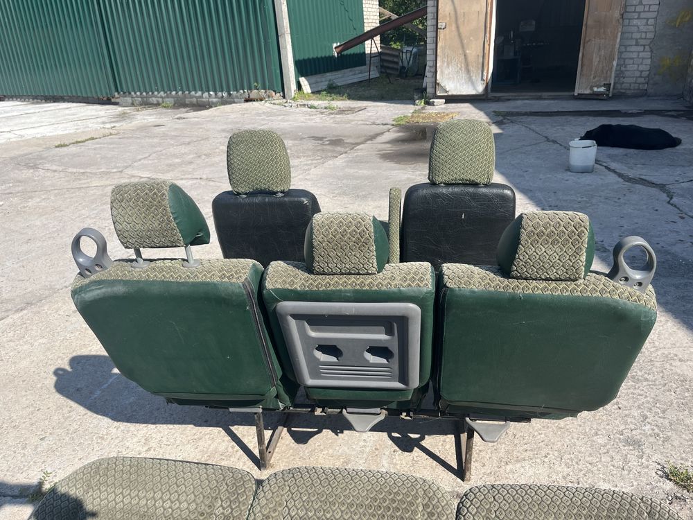 Продам сидіння на Mercedes Vito
