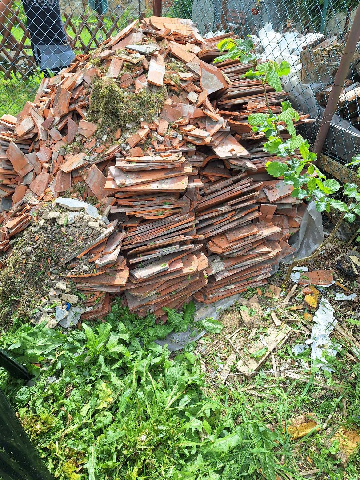 BARDO, ODDAM za darmo dachówkę po rozbiórce, gruz