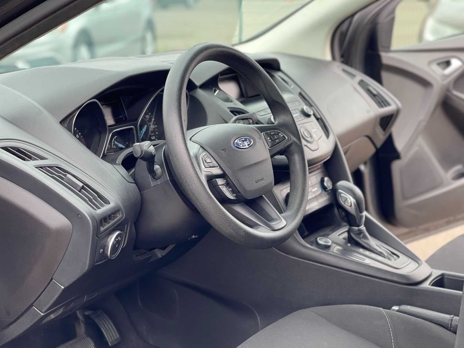 Ford Focus SE 2018 року