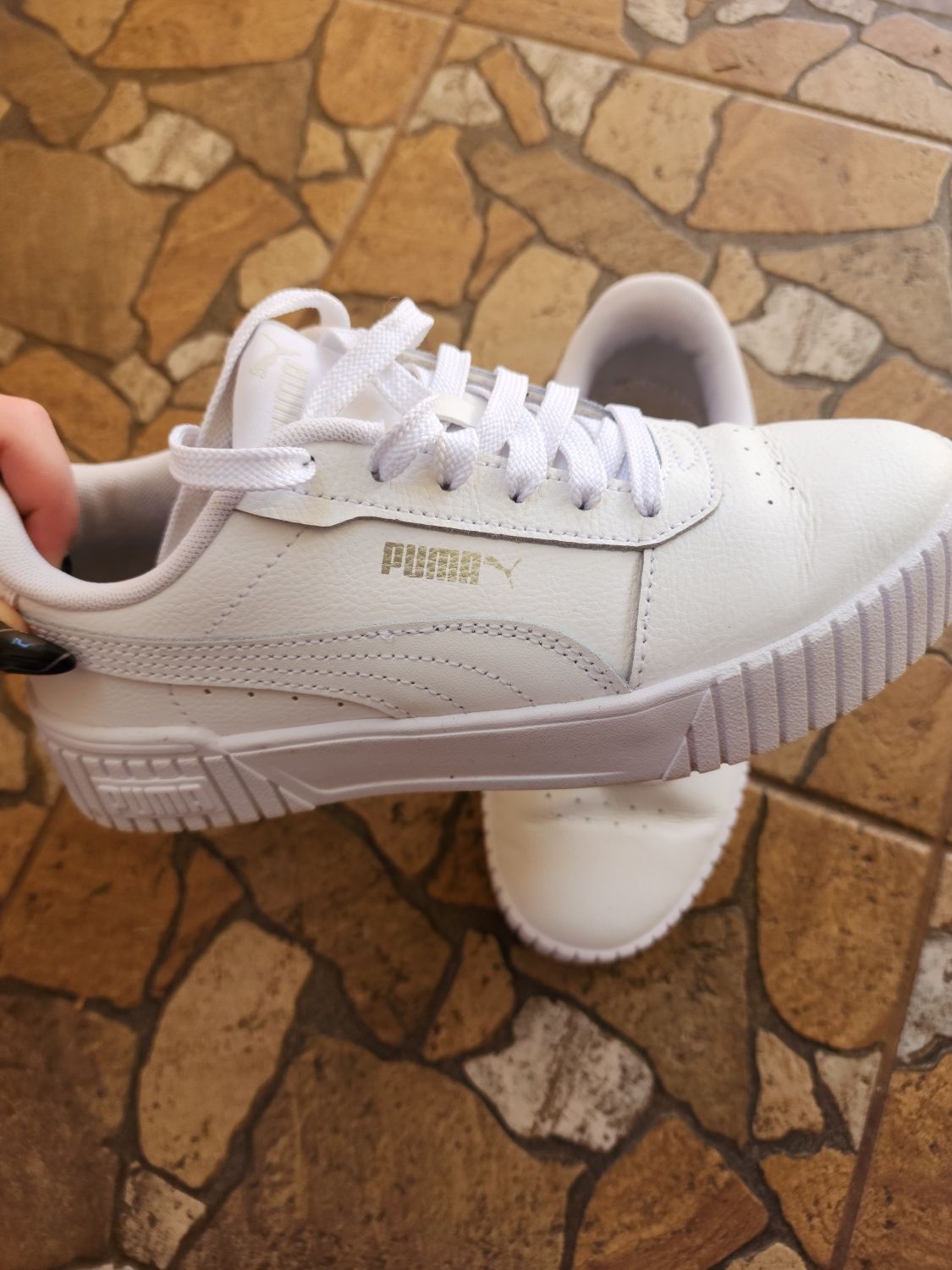 Продаю оригінальні кросівки "Puma"
