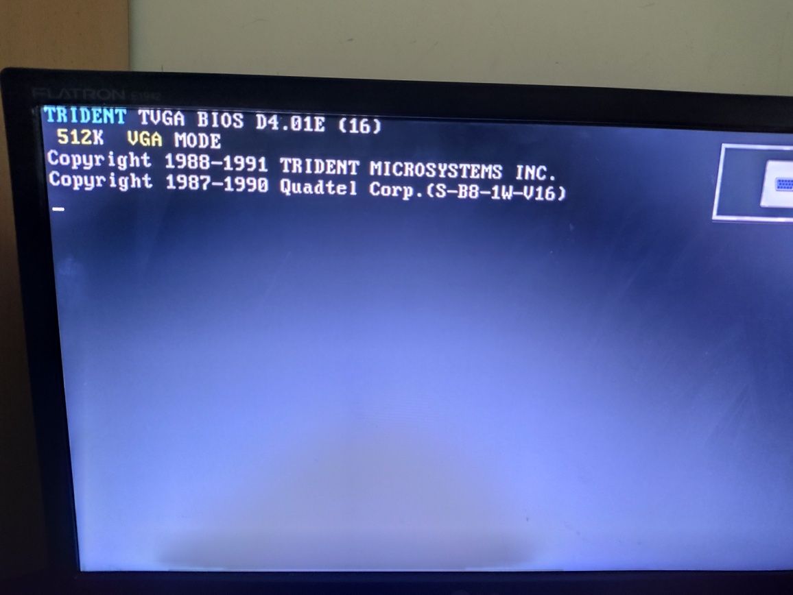 Retro zabytkowy komputer 386 AMD 40mhz