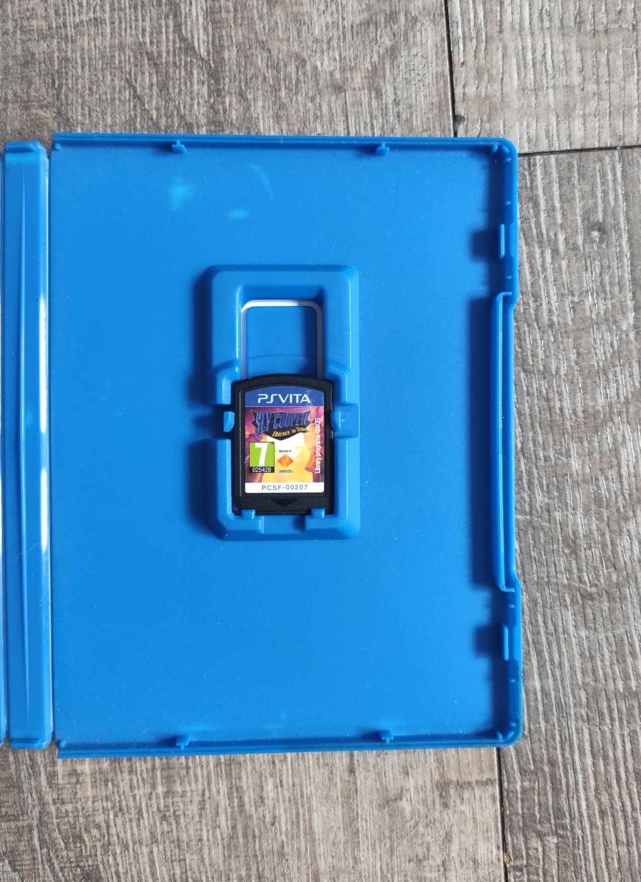 Gra PS Vita Sly Cooper Złodzieje w Czasie PL Wysyłka OLX Gwarancja