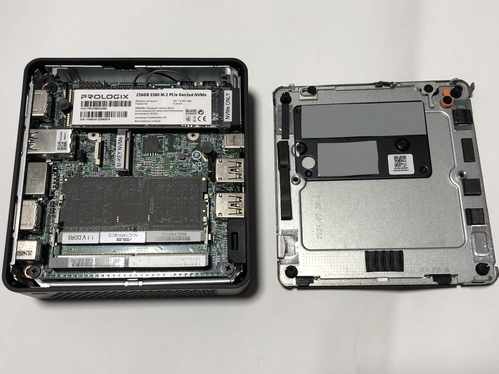 Міні ПК/Неттоп ASUS NUC 14 Pro NUC14RVK i3/16Gb DDR5/SSD 256Gb M.2
