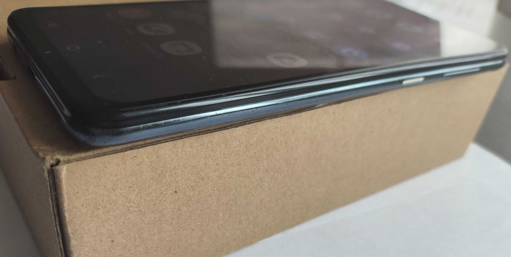 Cмартфон Samsung A50, 4/128 Gb.