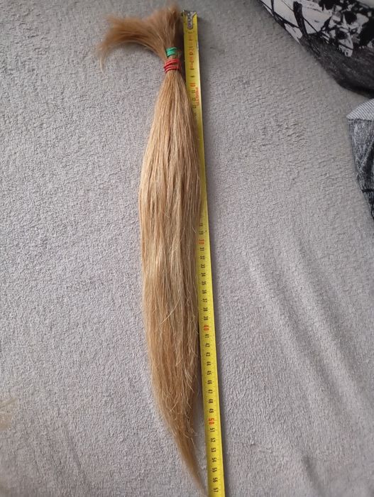 Продам волосся в гарному стані