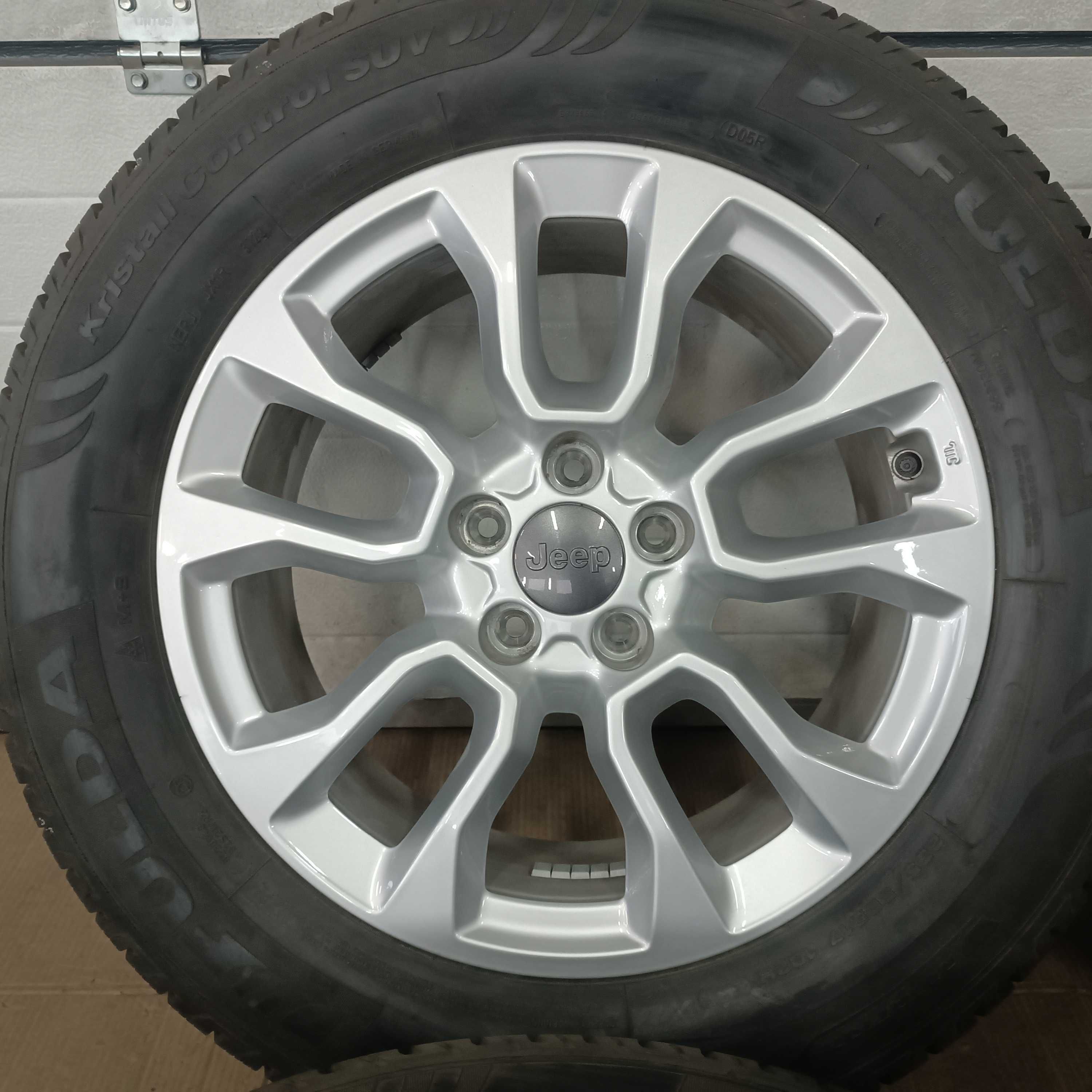 Koła Zimowe 17" 5x110 JEEP Cherokee Compass Renegade 235/60/R17