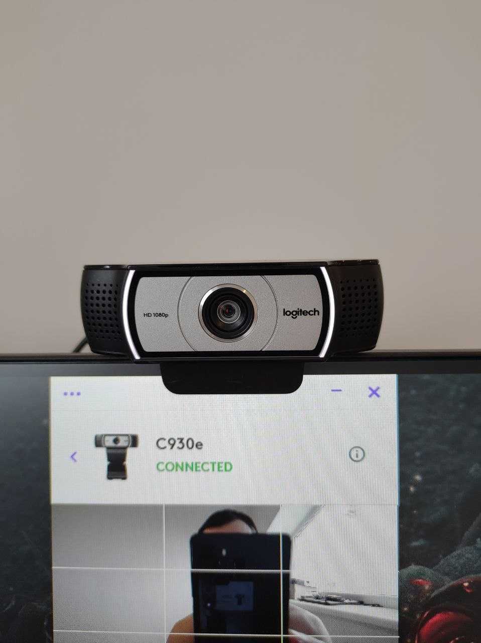 Веб-камера Logitech C930e Full HD Webcam  широкоугольна (90°)