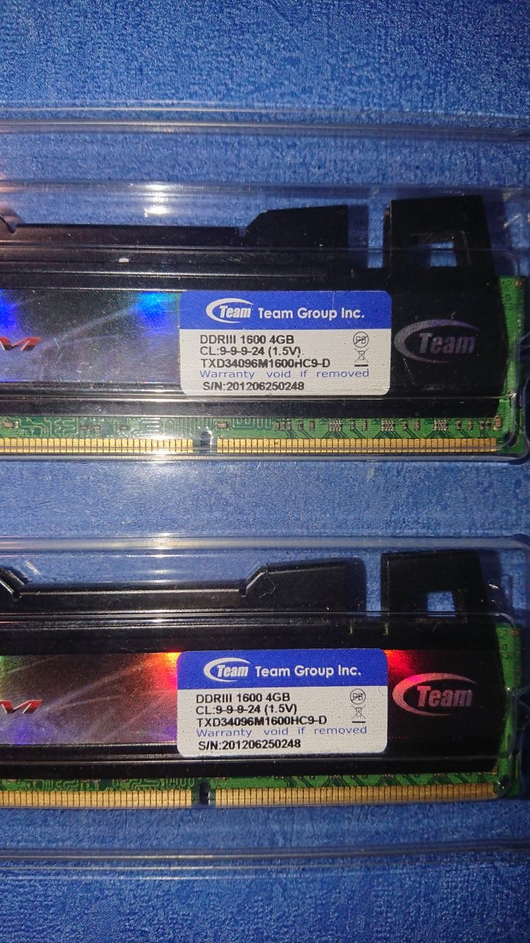 DDR3 Team 1600 2x4Gb