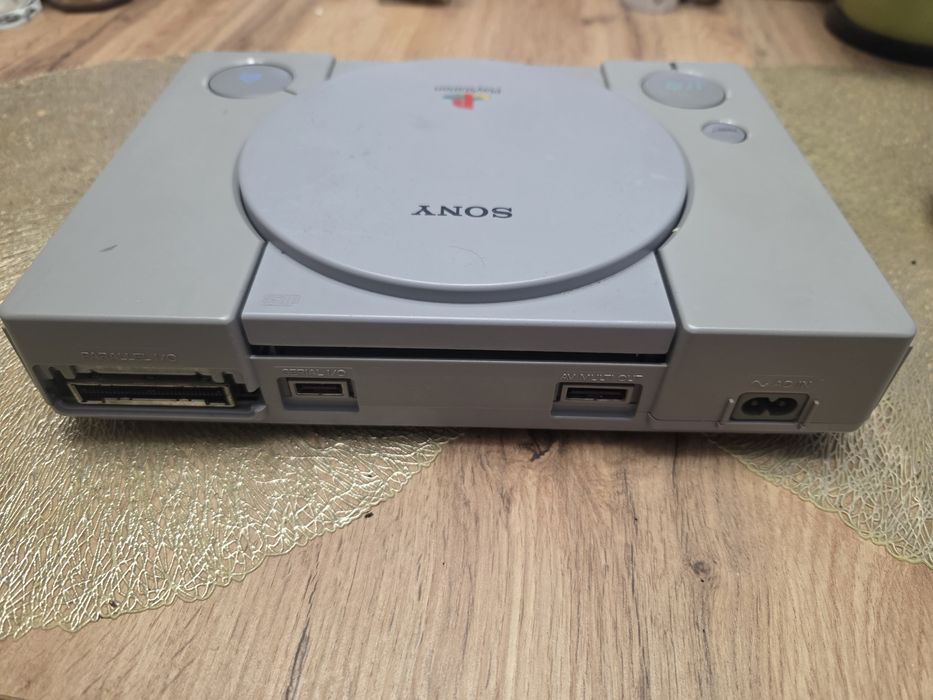 Konsola PSX przerobiona, przejściówka na HDMI, pad, karta pamięci