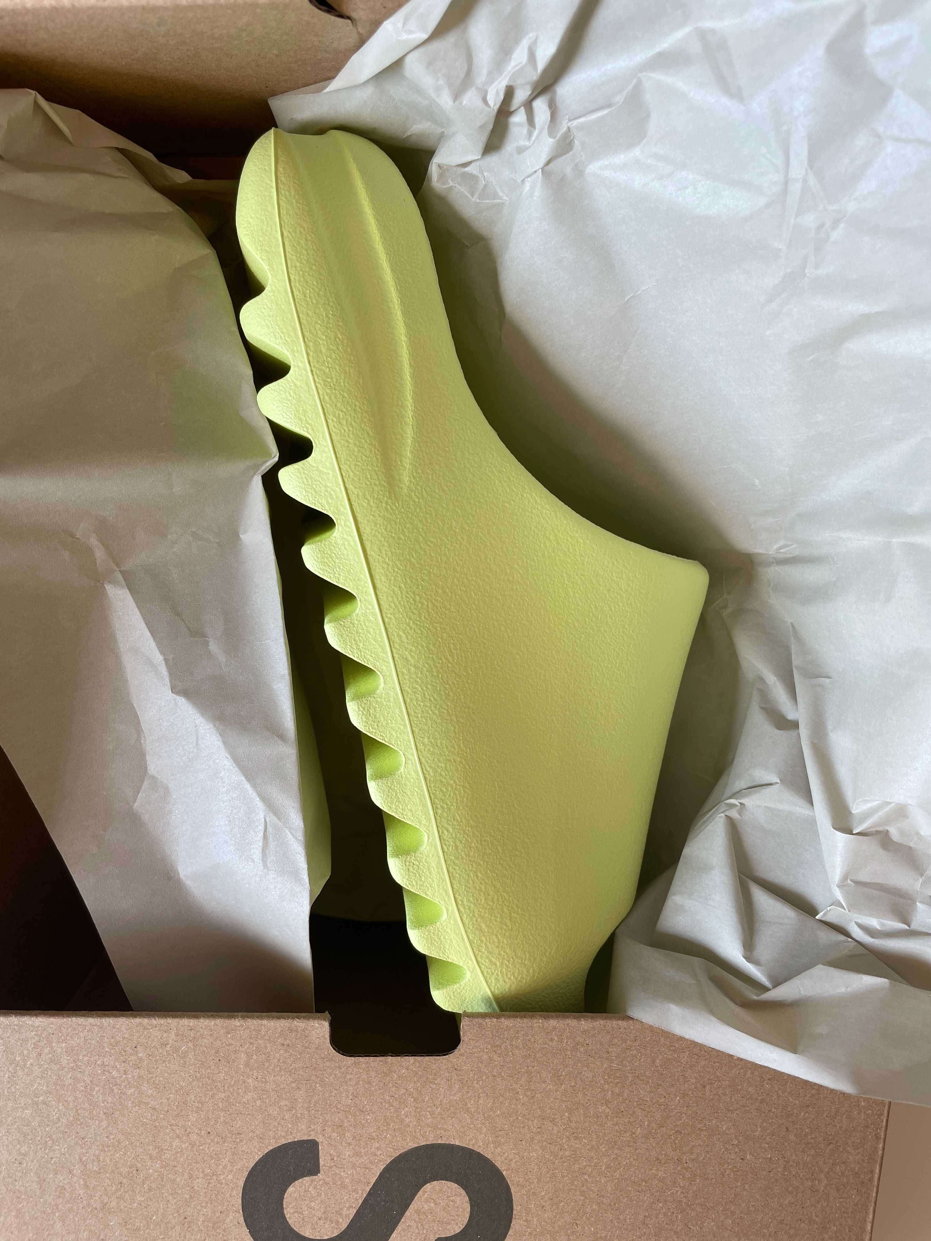 Yeezy Slide Glow Green