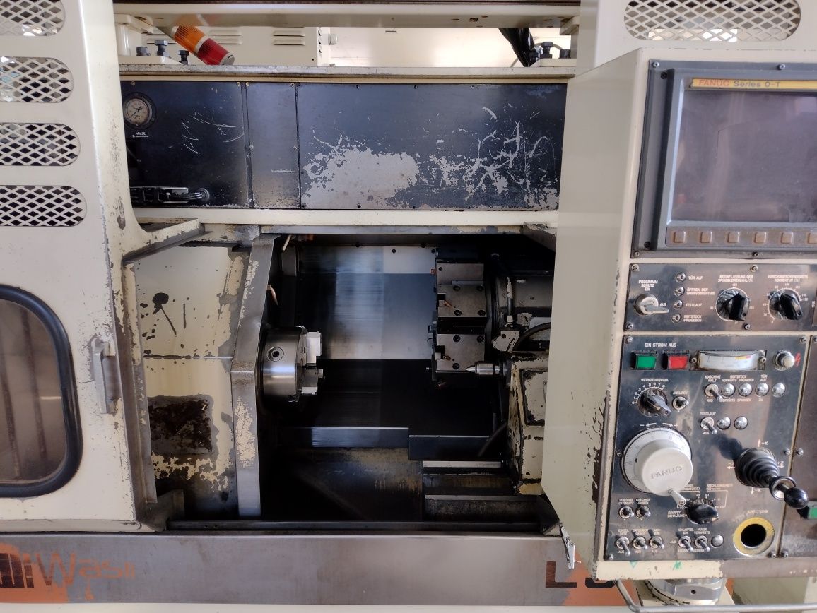 Tokarka CNC Wasino LJ-3B z robotem