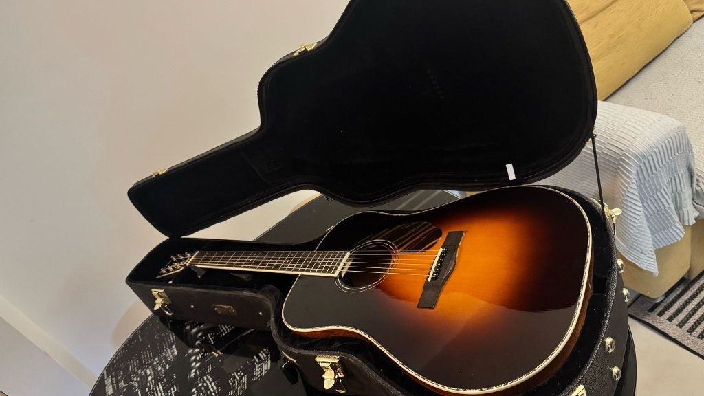 Guitarra Acústica Fender PD-220E Dreadnought All Mahogany Aged Cognac