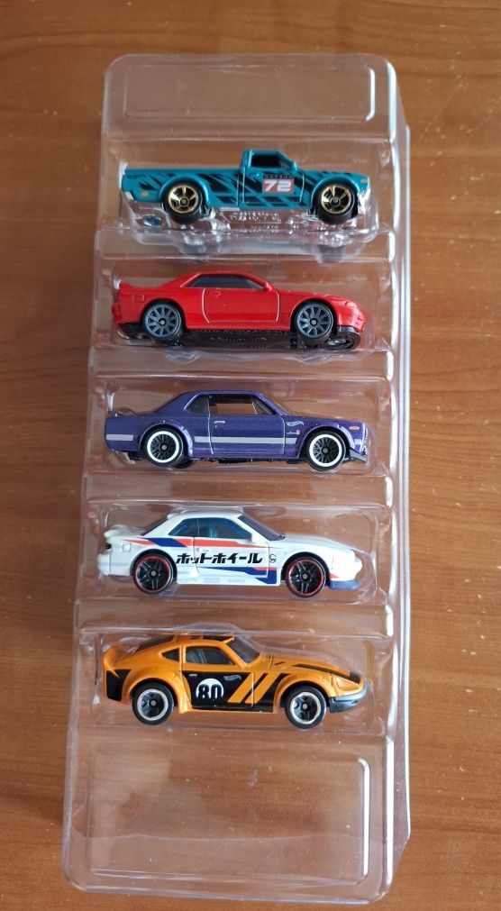 Hot Wheels 2024 - Pack 5 Nissan