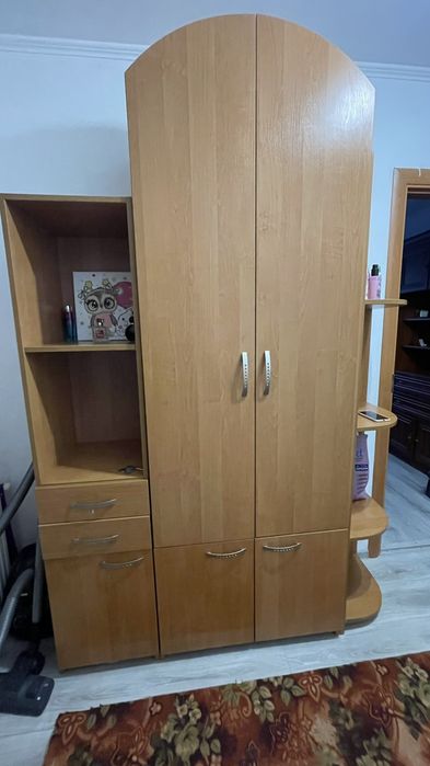 Шафа прихожа добрий стан